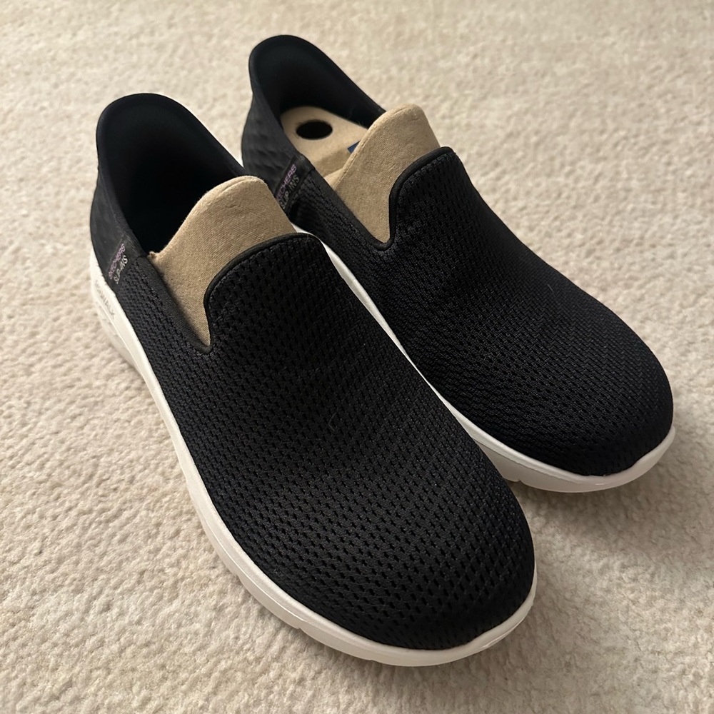 Black Slip-On Sketcher Shoes